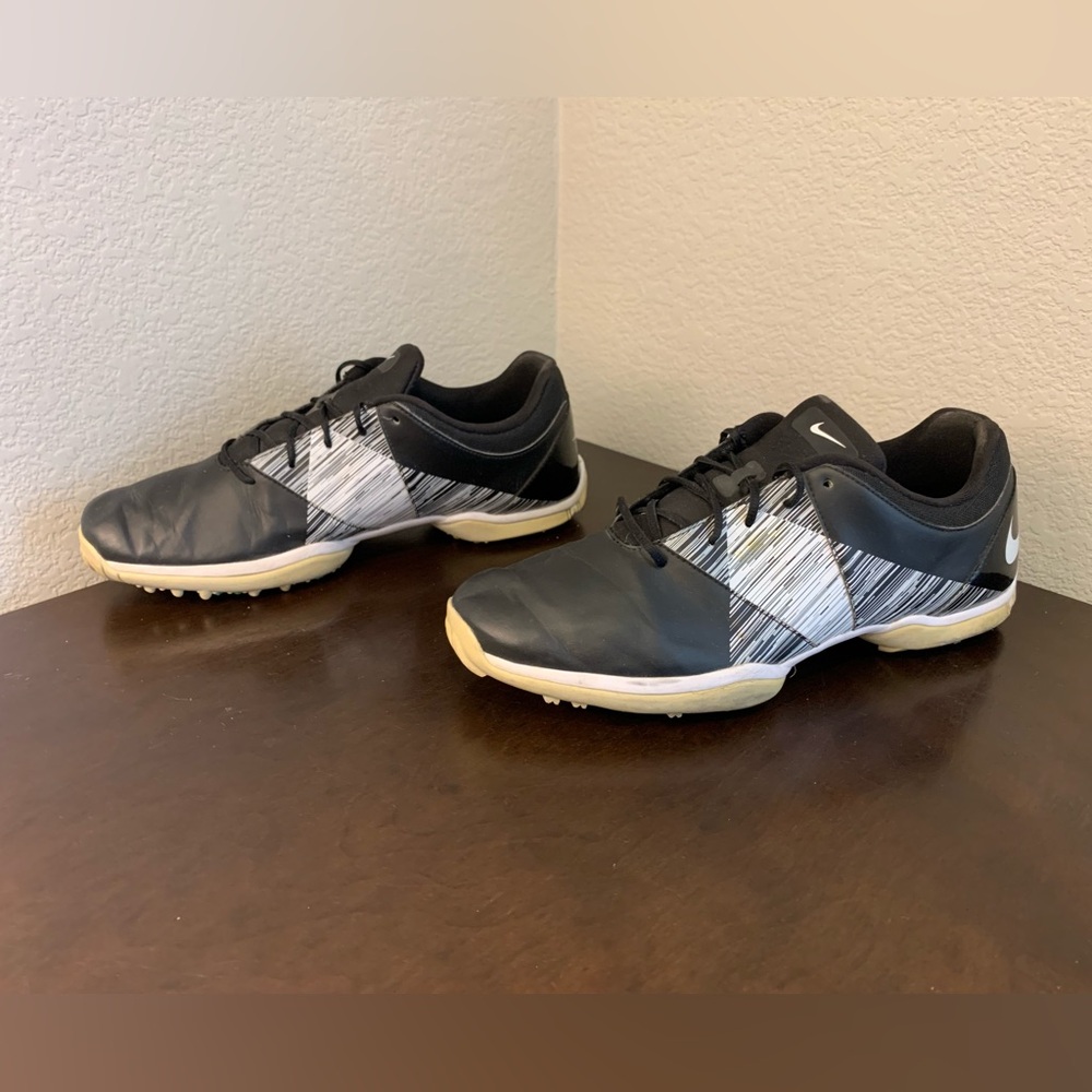 Nike Delight V Golf Shoes Black/White Women's Size 11